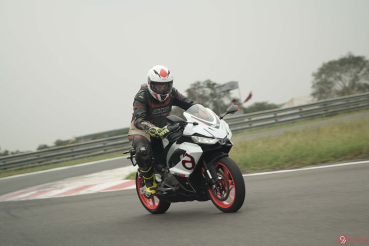 Aprilia RS 457 Riding Shot
