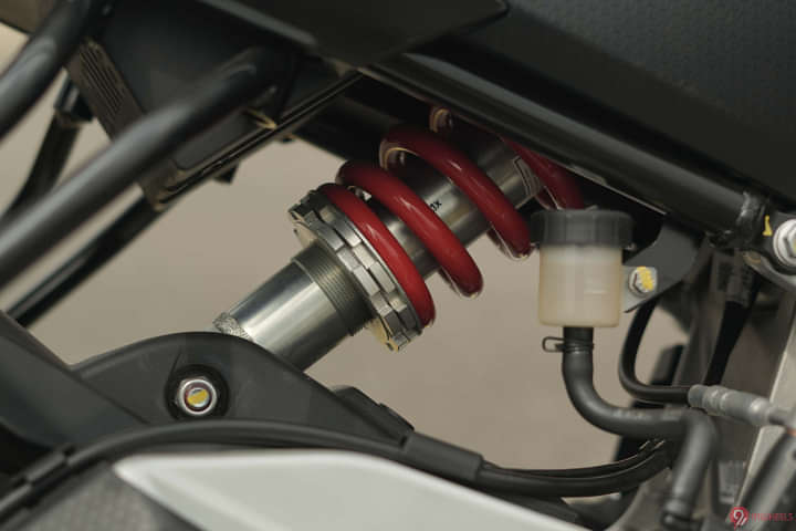 Aprilia RS 457 Rear Suspension Spring Preload Setting