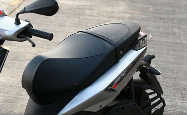 Aprilia SR 125 Seat