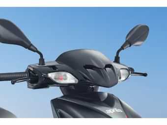 Aprilia SR 160 BS6 Front Turn Indicators Aprilia SR 160 BS6 Front Turn Indicators