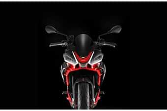 Aprilia Tuono 660 Front View Aprilia Tuono 660 Front View