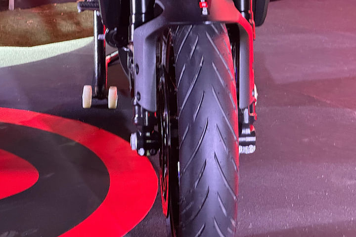 Aprilia Tuono 457 Front WHeel