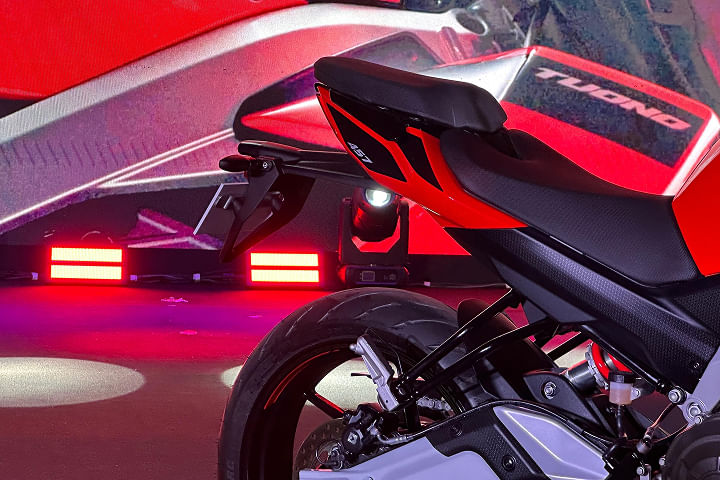 Aprilia Tuono 457 Pillion Seat