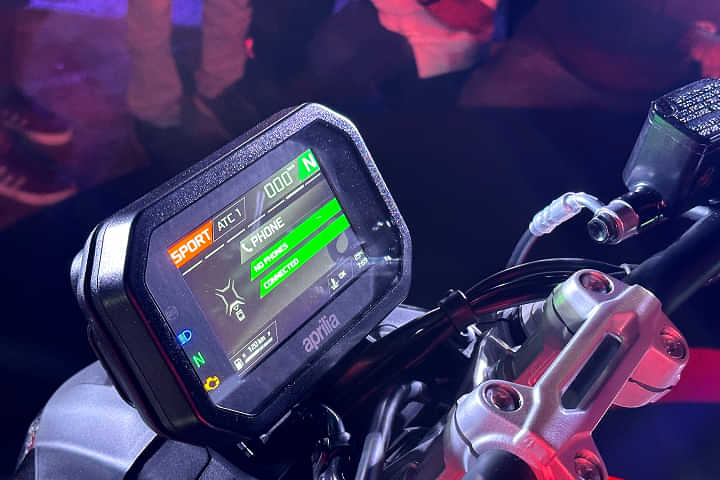 Aprilia Tuono 457 TFT / Instrument Cluster Aprilia Tuono 457 TFT / Instrument Cluster