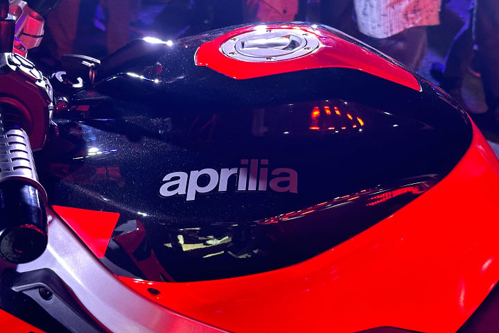 Aprilia Tuono 457 Fuel Tank