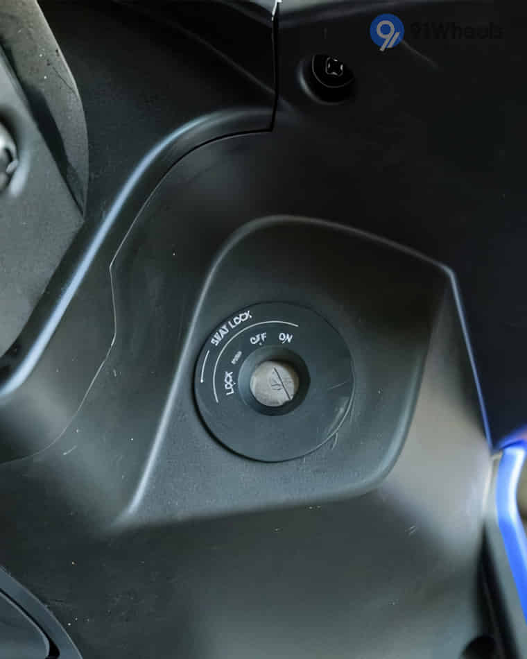 Stands & Utility - 7