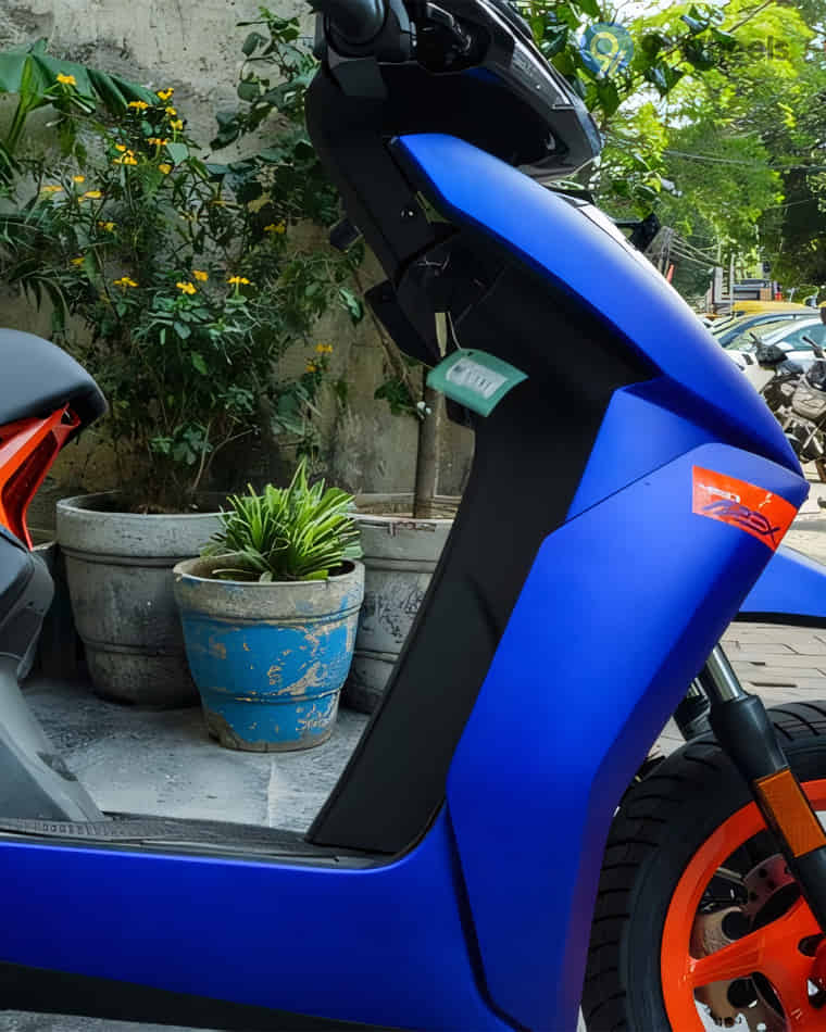 Stands & Utility - 1