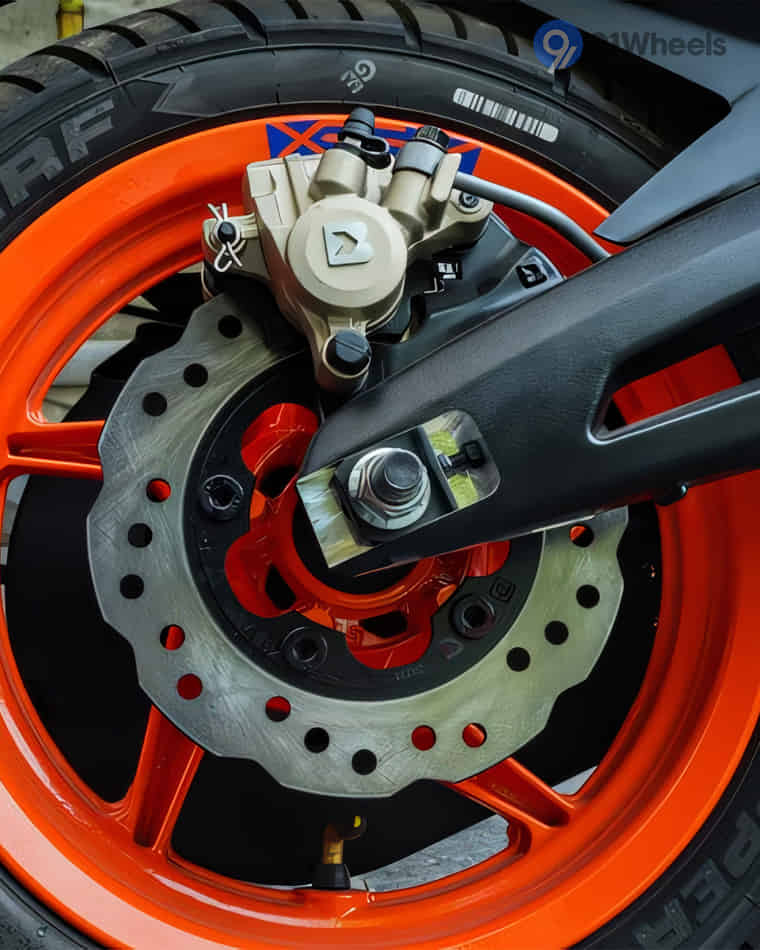 Front Body & Wheels - 4