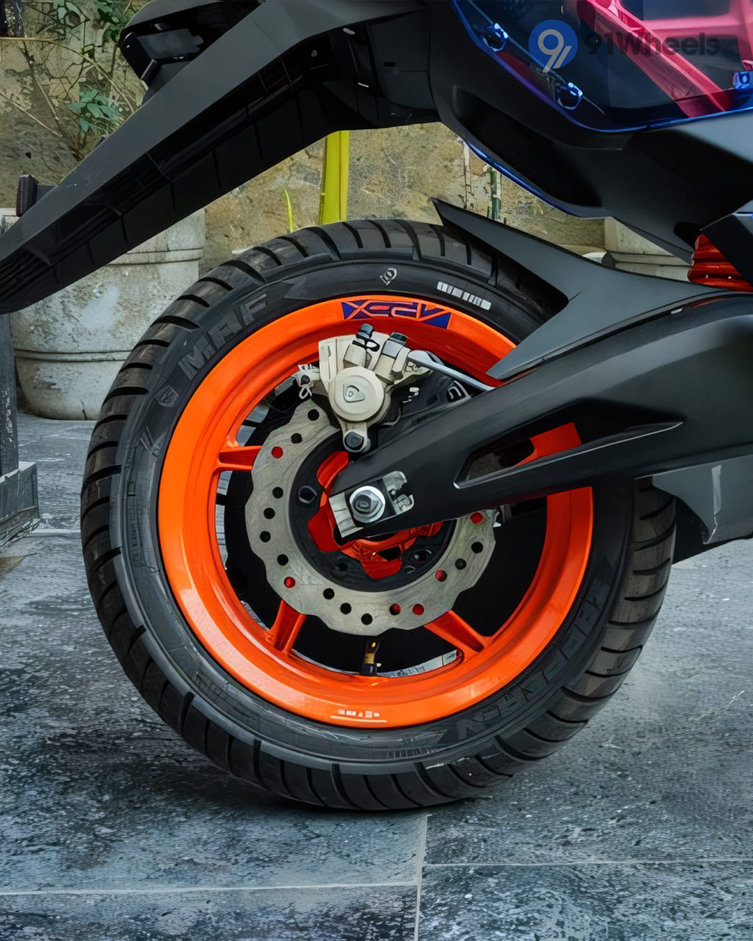 Engine & Exhaust - 1 Engine & Exhaust - 1