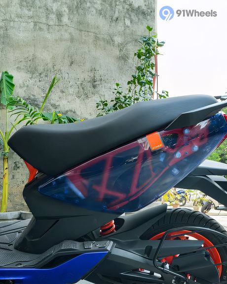 450 Apex Left Side Body Panel