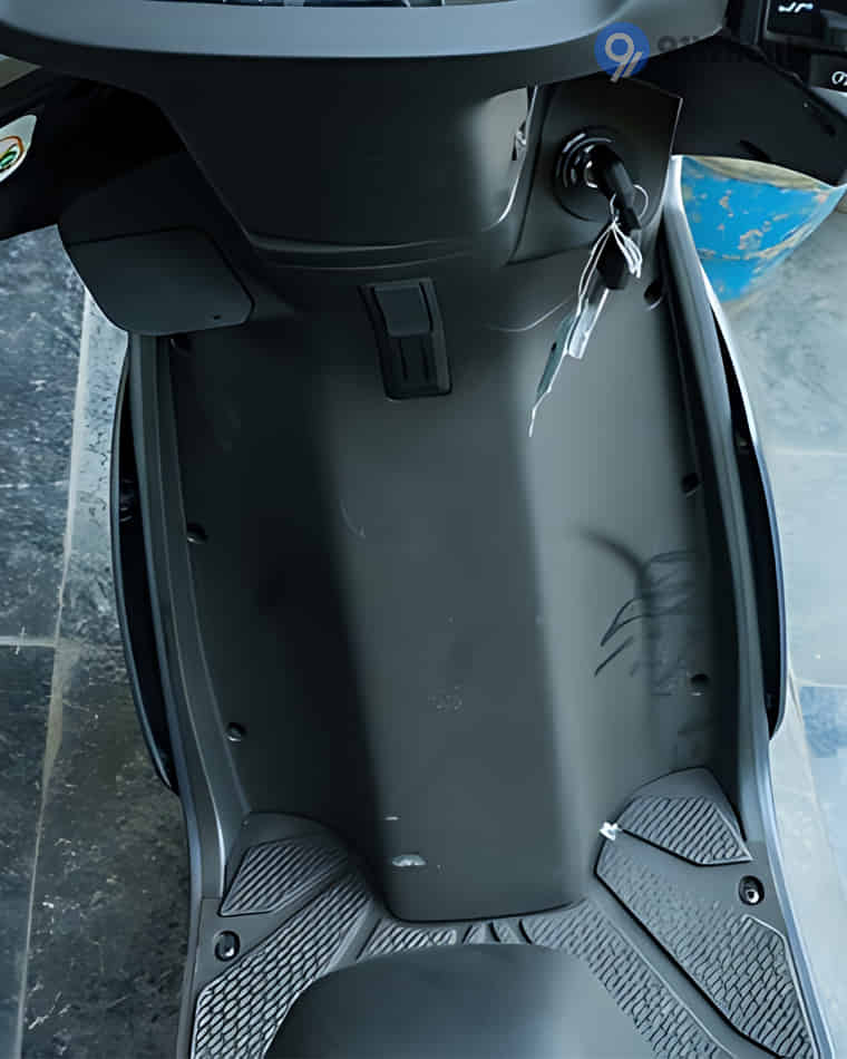 Front Body & Wheels - 7