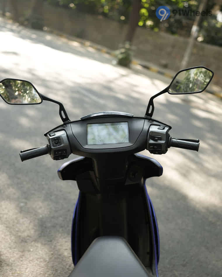 Handlebar & Console Area - 1 Handlebar & Console Area - 1