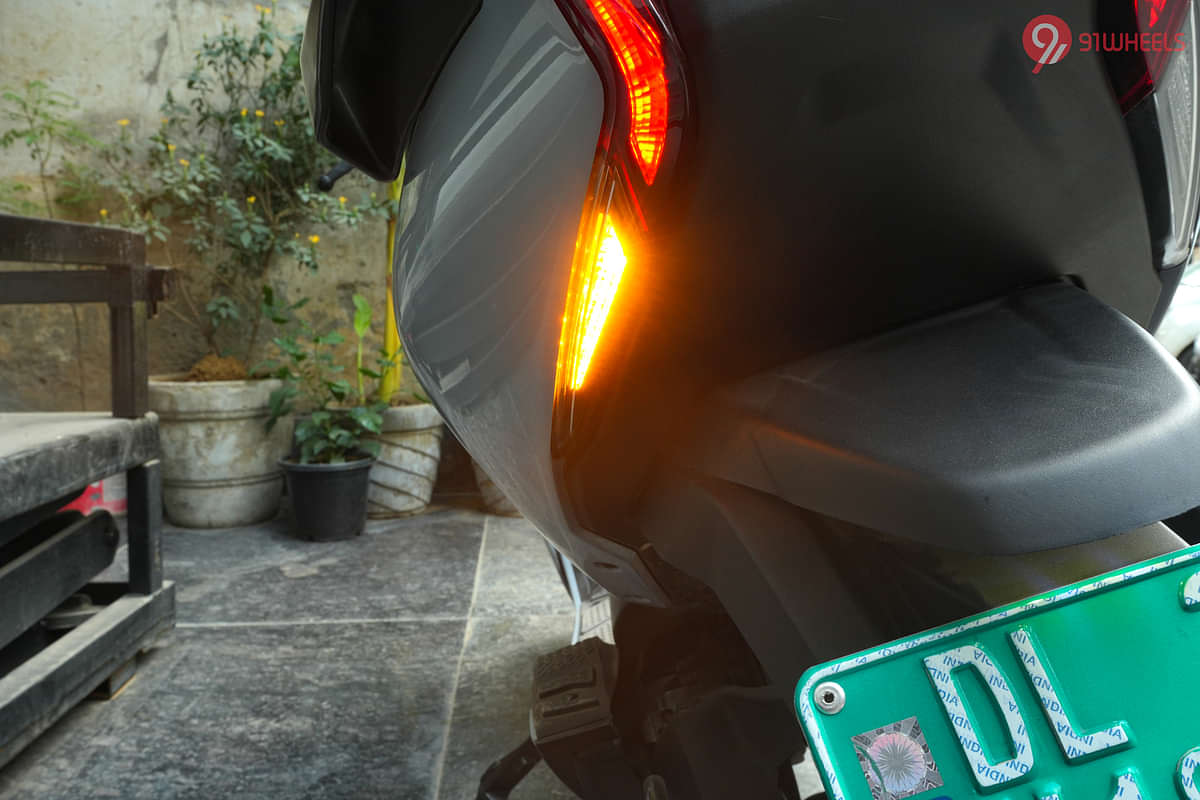 Ather 450X Rear Turn Indicators