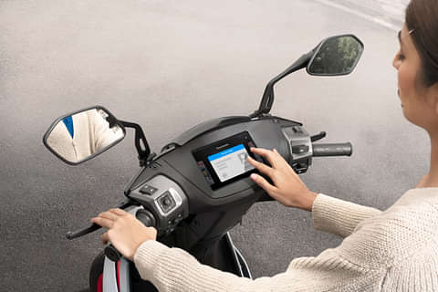 Ather 450X 2.9 kWh  Rear View Mirror Image