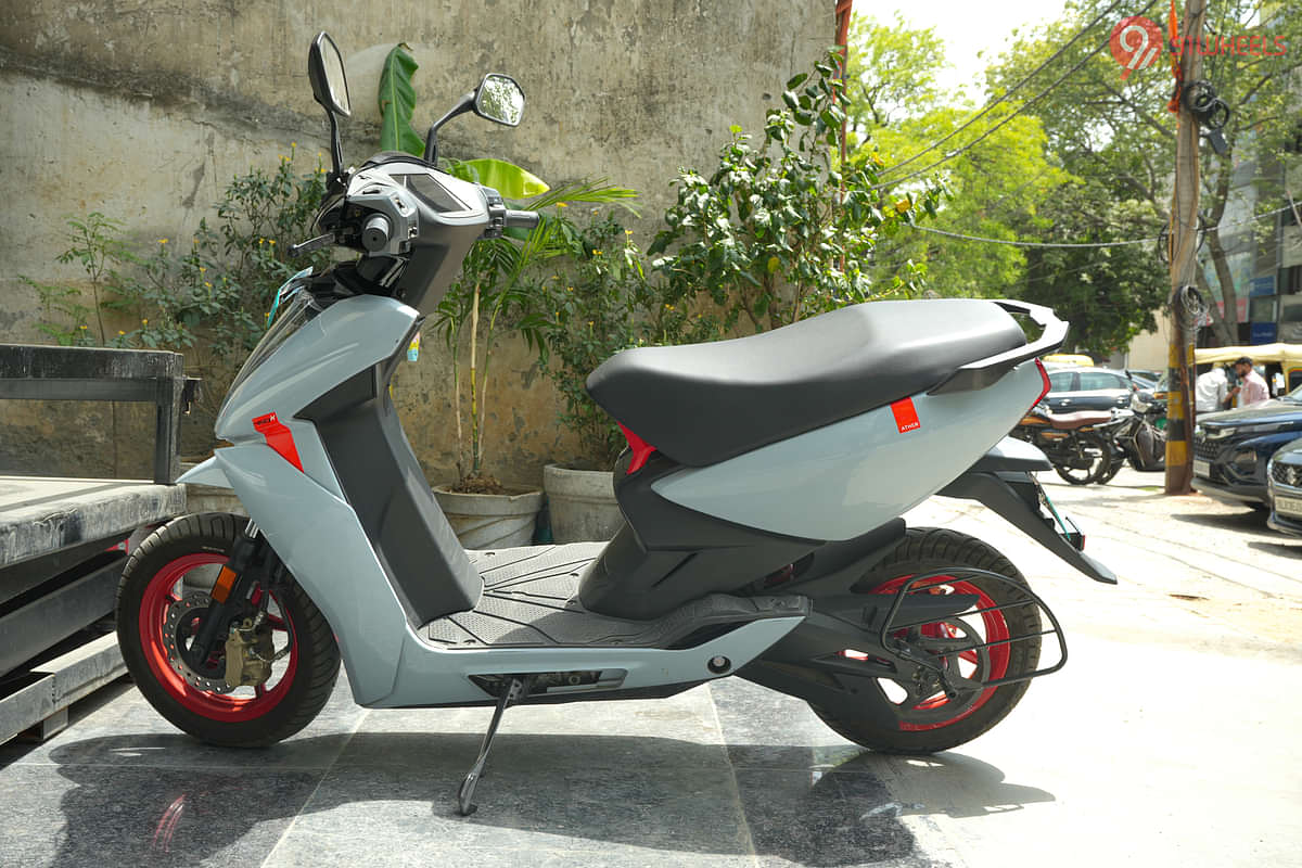 Ather 450X Left Side View