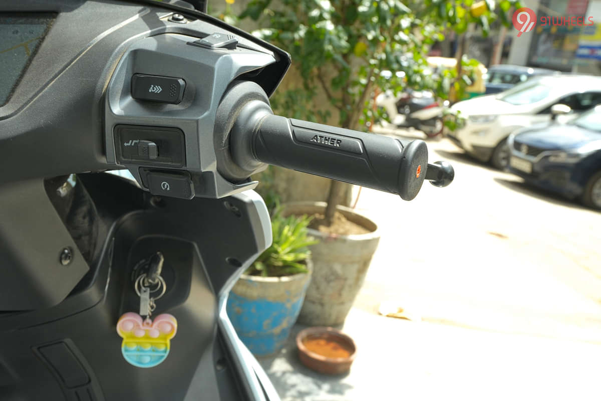 Ather 450X Right Side Throttle Grip