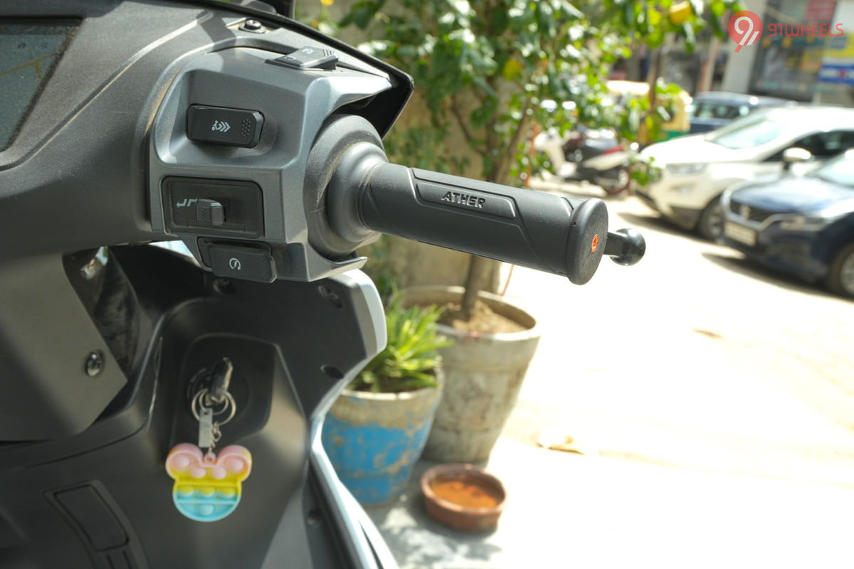 Ather 450X Right Side Throttle Grip