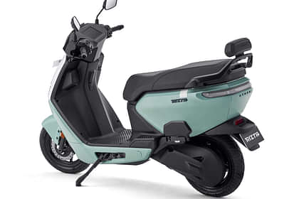 Ather Rizta Z 3.7 kwh Pro Pack Left Rear Three Quarter