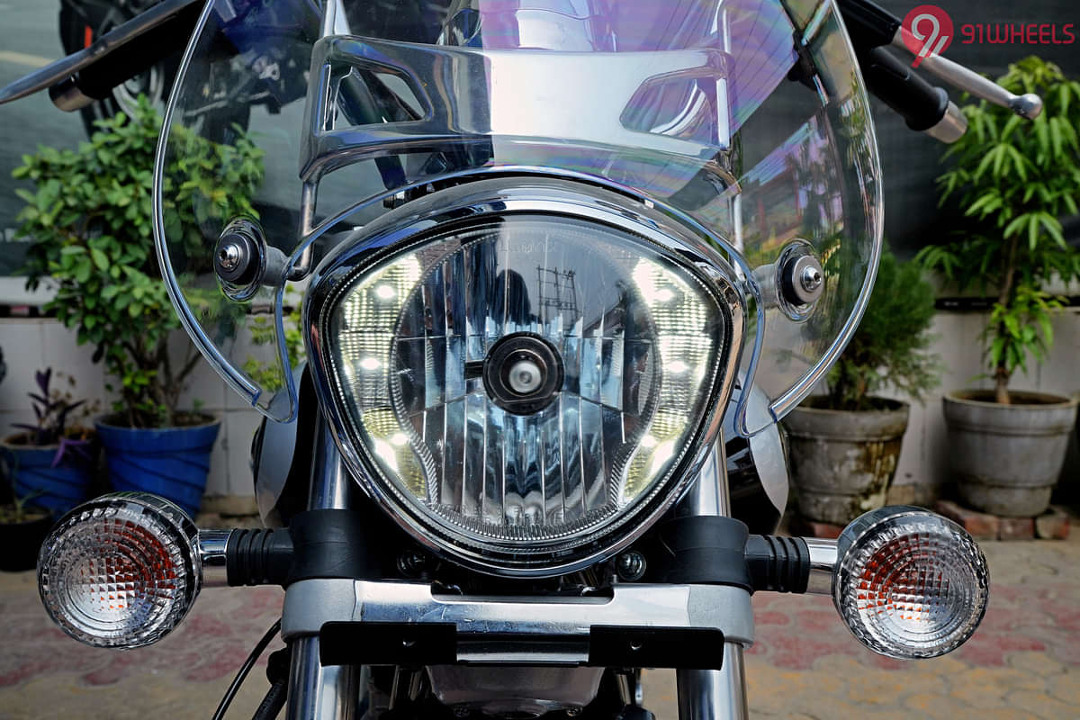 Bajaj Avenger Cruise 220 Daytime Running Lamp