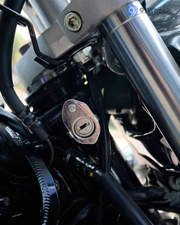 Handlebar & Console Area - 13