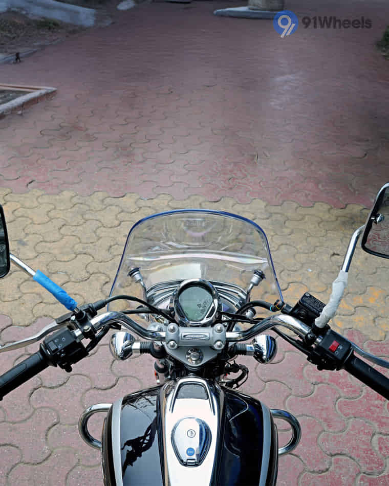 Handlebar & Console Area - 3