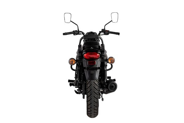 Bajaj avenger street online 220