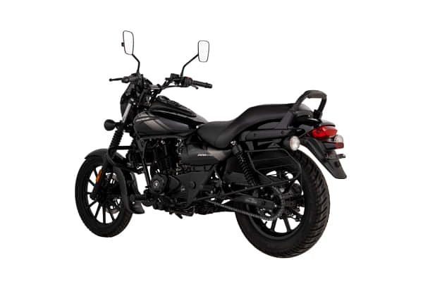 Bajaj Avenger Street 220 Left Rear Three Quarter