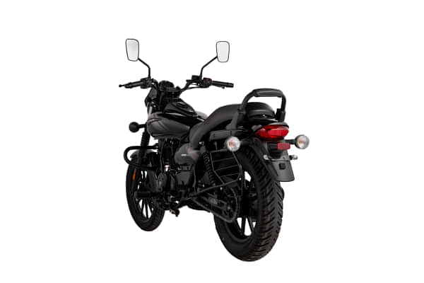 Bajaj Avenger Street 220 Left Rear Three Quarter