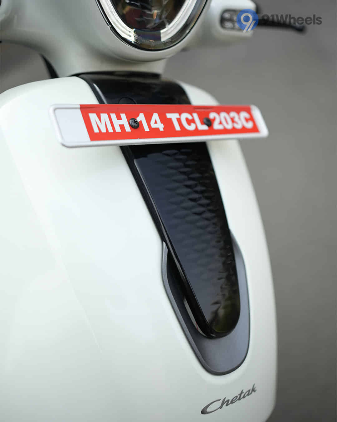 Front Panel Badging/Logo Front Panel Badging/Logo