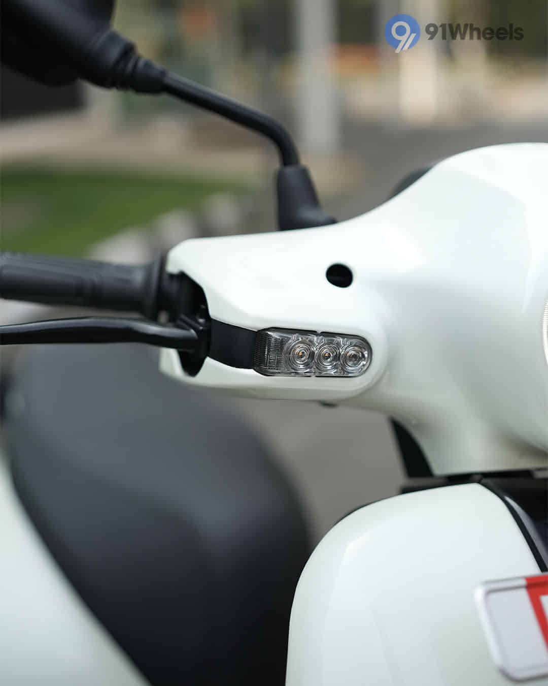 Front Turn Indicators Front Turn Indicators