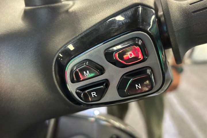 Bajaj Chetak C2501 Multifunction Switchgear Right