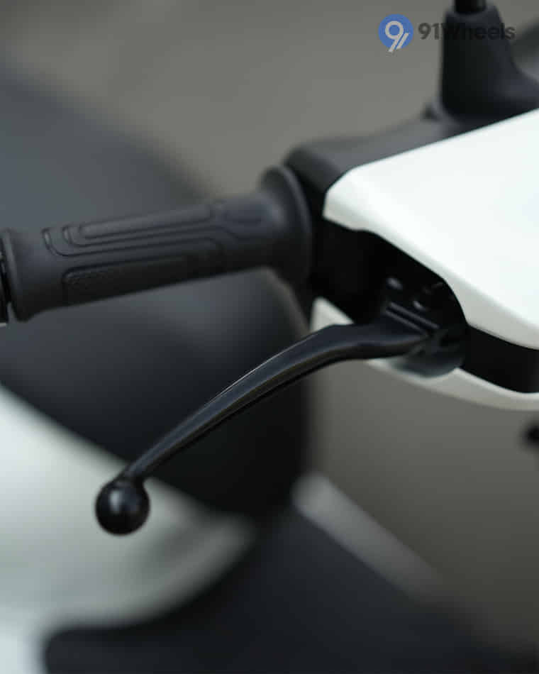 Stands & Utility - 4 Stands & Utility - 4