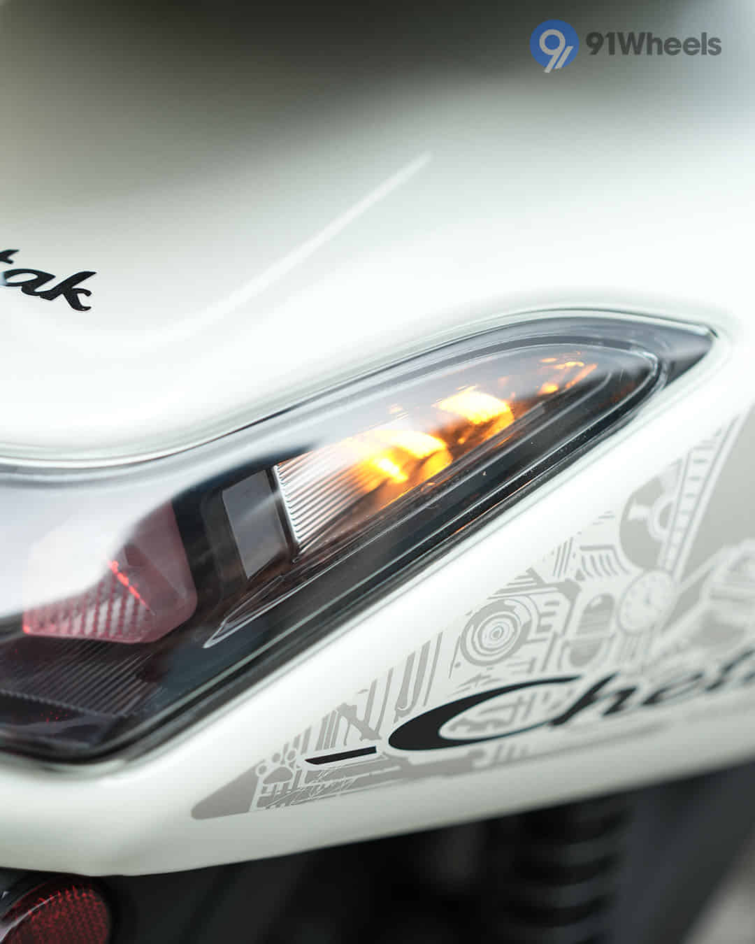 Chetak C2501 image Chetak C2501 image