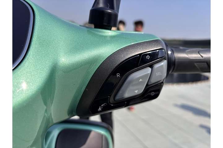 Bajaj Chetak Multifunction Switchgear Right