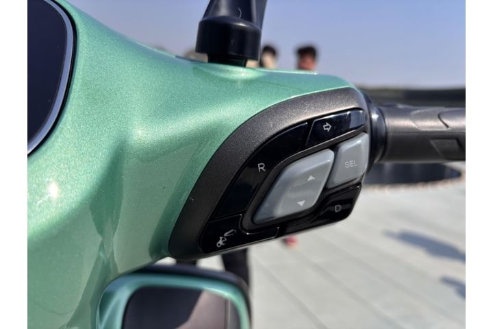 Bajaj Chetak Multifunction Switchgear Right