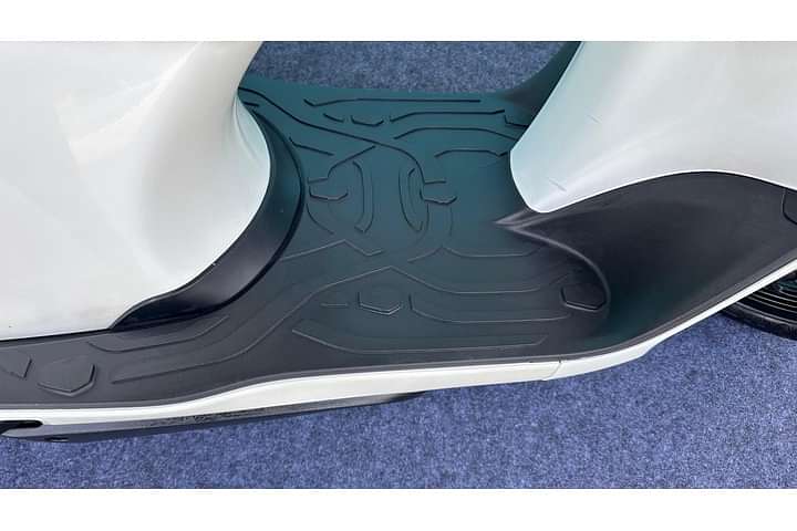 Bajaj Chetak Floorboard