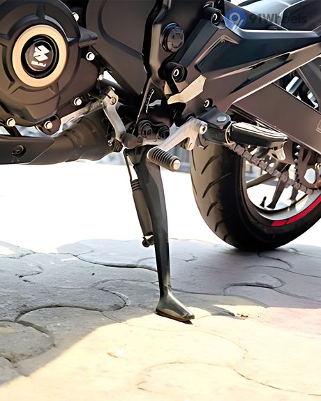 Dominar 250 Side stand