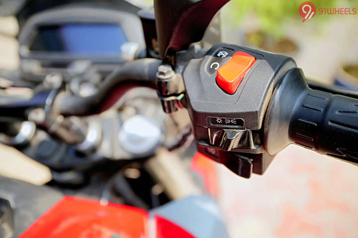 Bajaj Dominar 250 Emergency Off Switch/Kill Switch