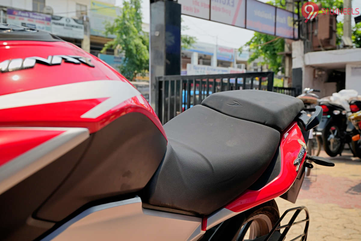 Bajaj Dominar 250 Bike Seat