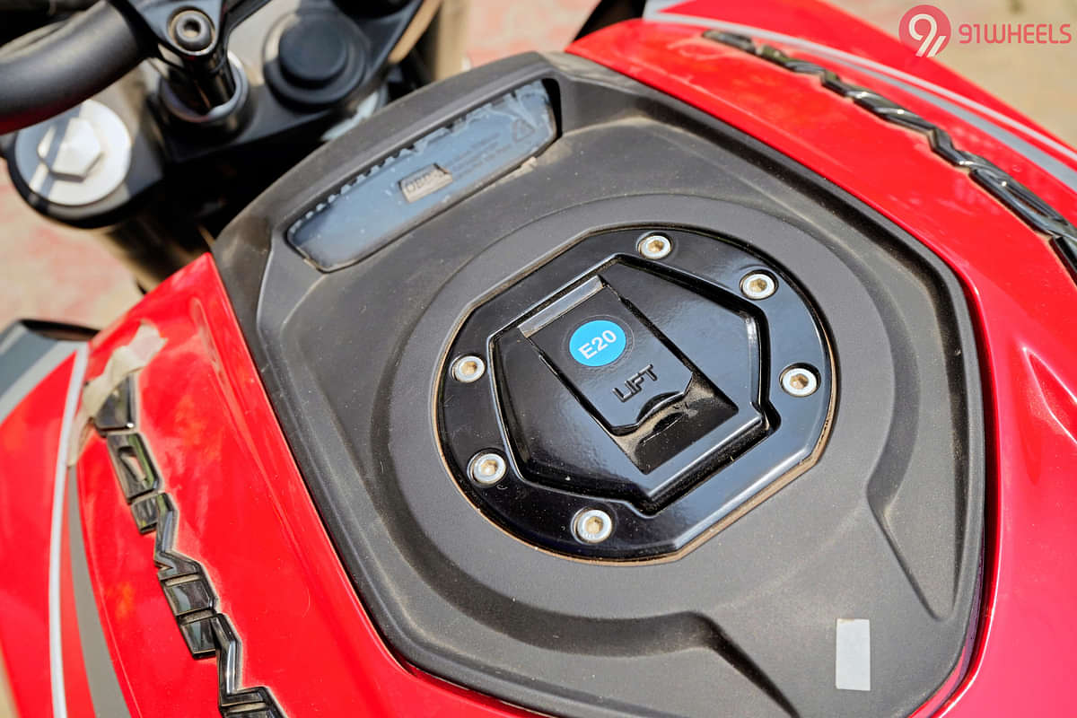 Bajaj Dominar 250 Closed Fuel Lid