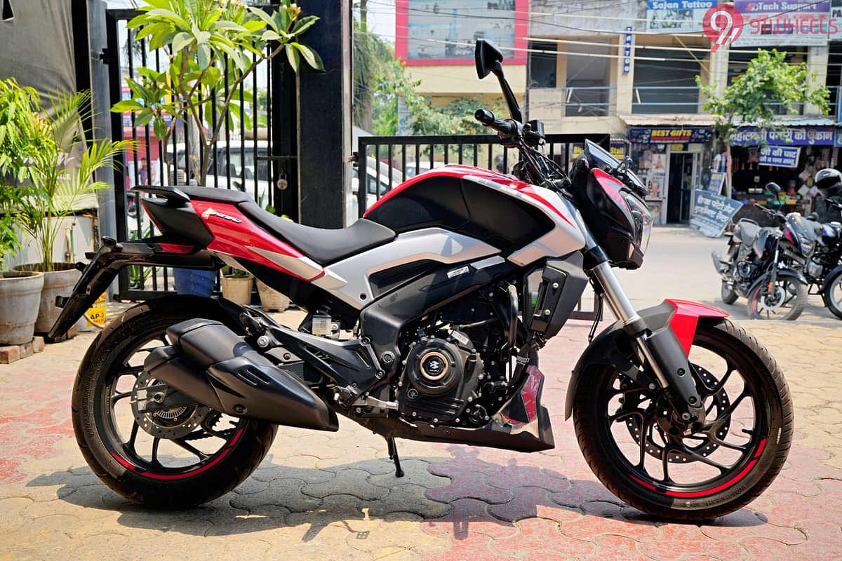 Bajaj Dominar 250 Right Side View