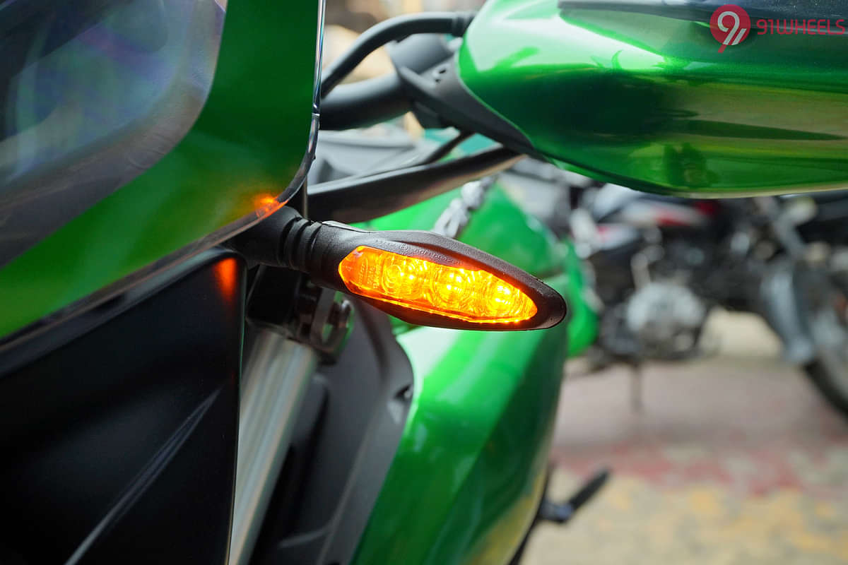 Bajaj Dominar 400 Front Turn Indicators