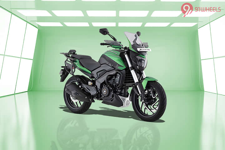 Bajaj Dominar 400 Right Front Three Quarter