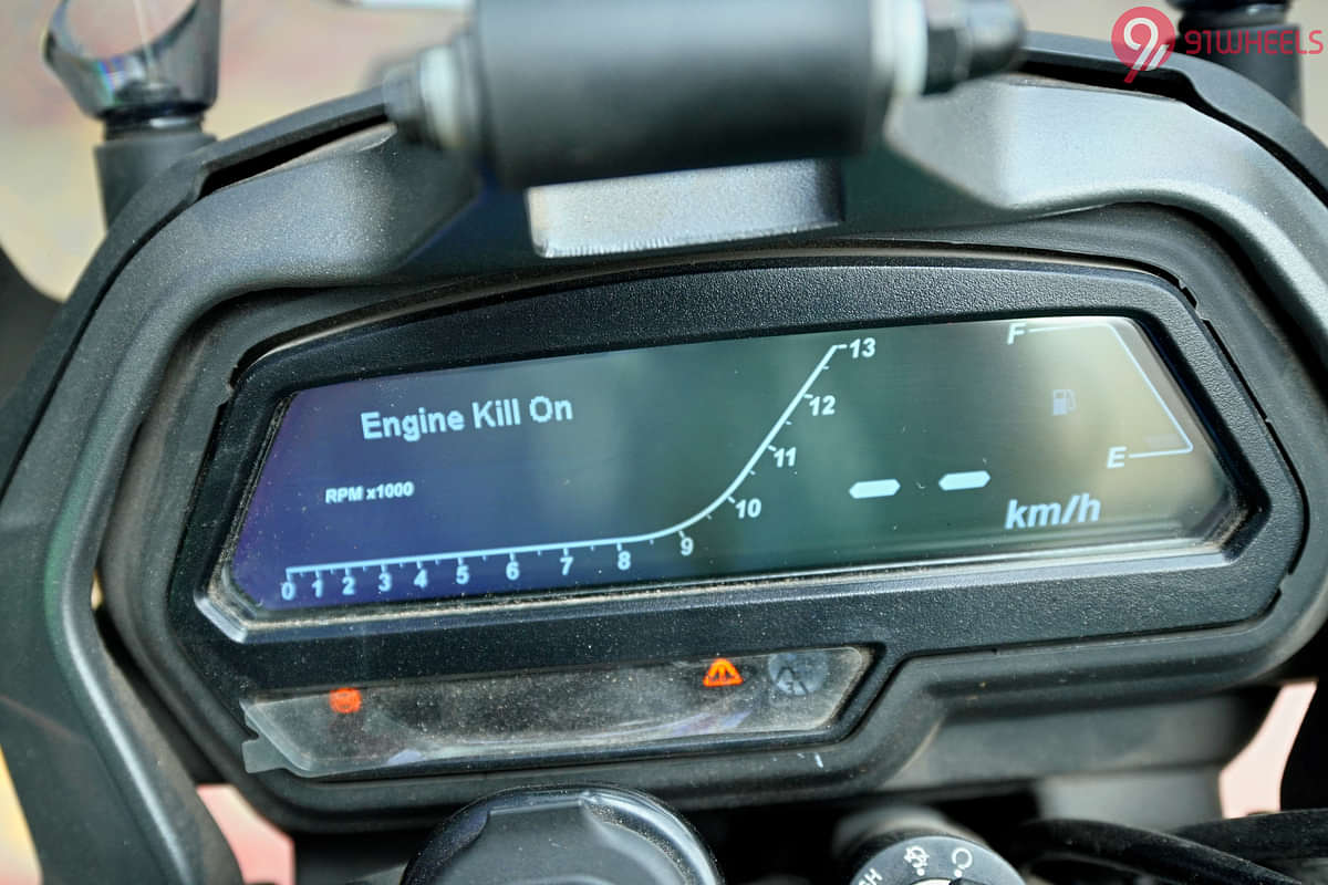 Bajaj Dominar 400 Tachometer