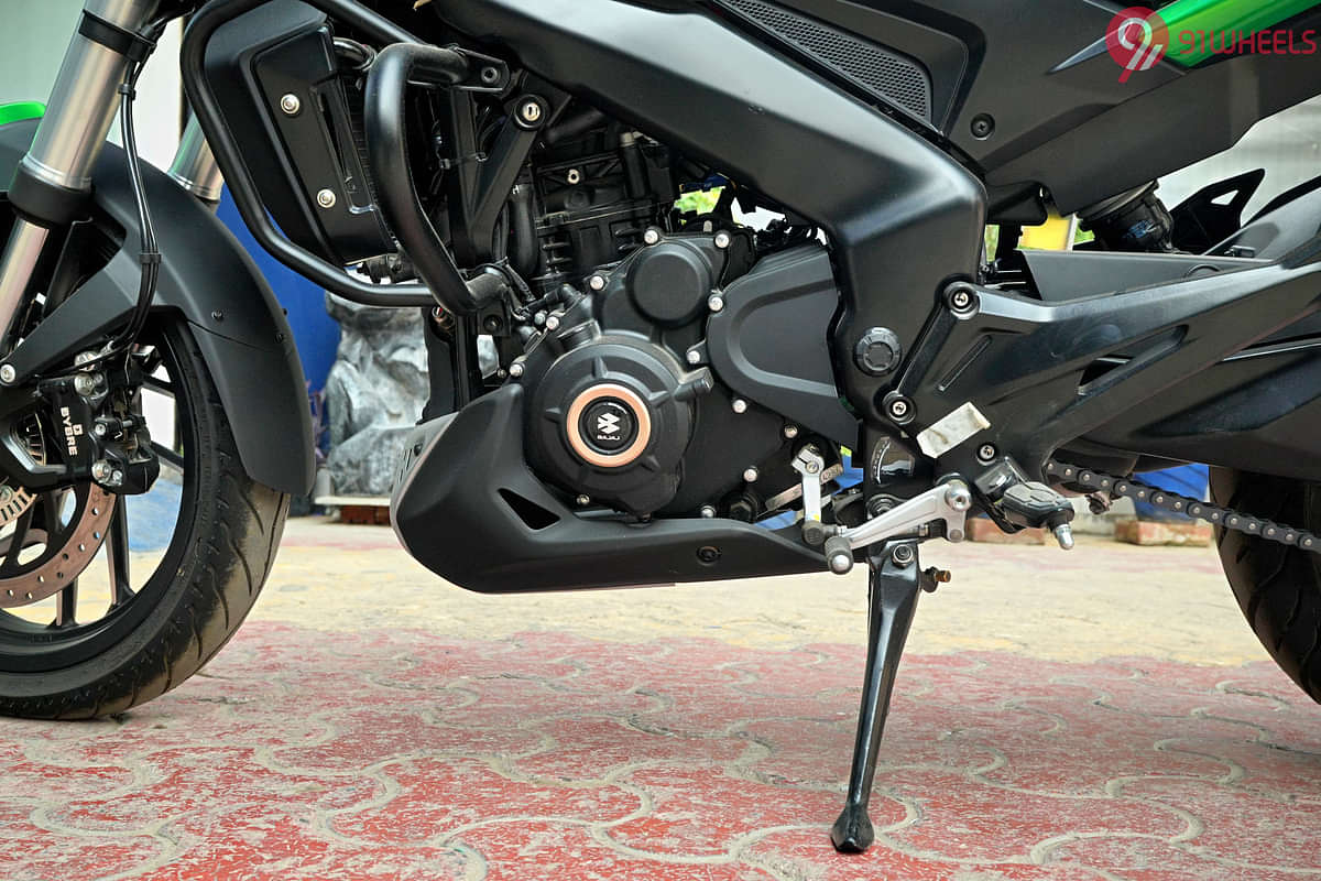 Bajaj Dominar 400 Engine From Left