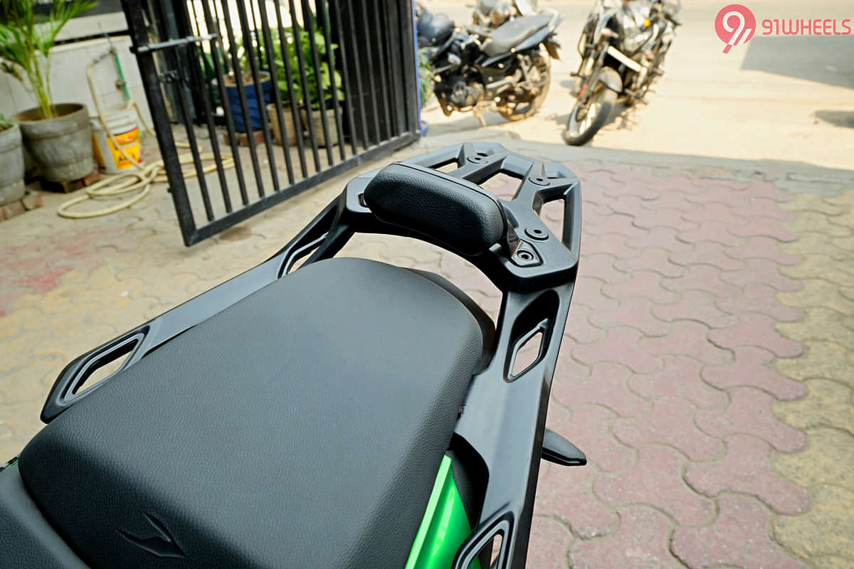 Bajaj Dominar 400 Pillion Seat