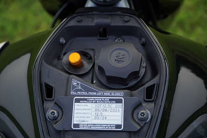 Bajaj Freedom 125 Fuel Tank