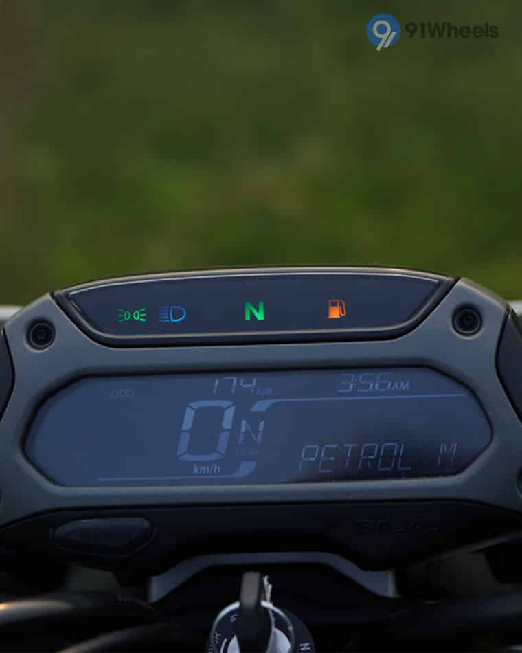 Handlebar & Console Area - 1