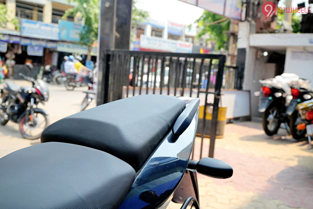 Bajaj Pulsar 125 Pillion Seat