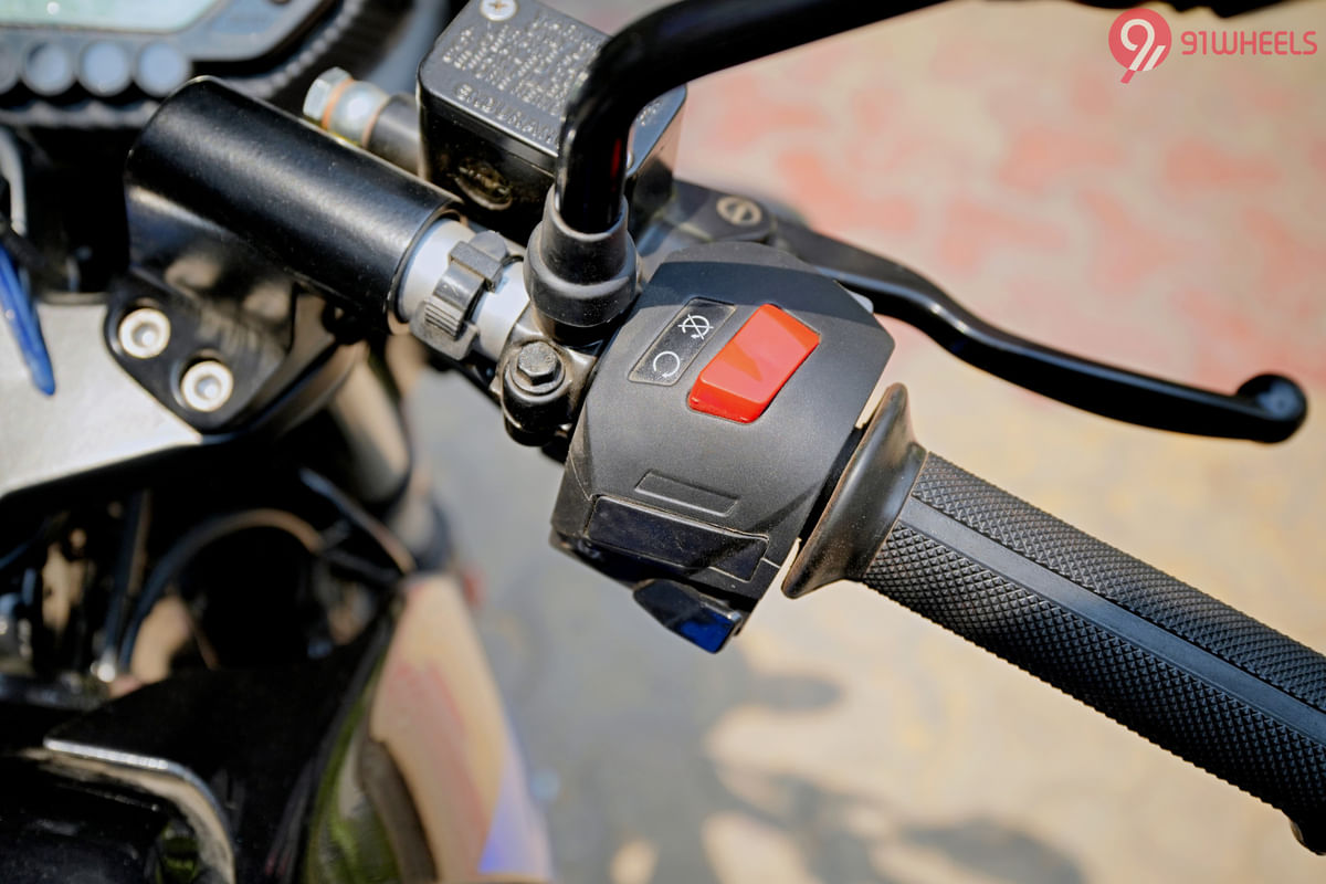 Bajaj Pulsar 125 Emergency Off Switch/Kill Switch